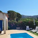 Villa3 Chambres, 4-6 Personnes 5 Minutes De La Вилла