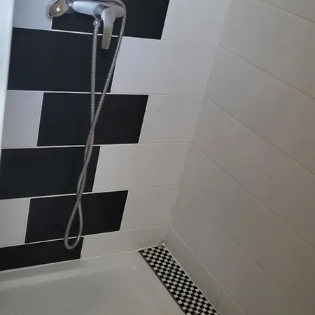Villa3 Chambres, 4-6 Personnes 5 Minutes De La