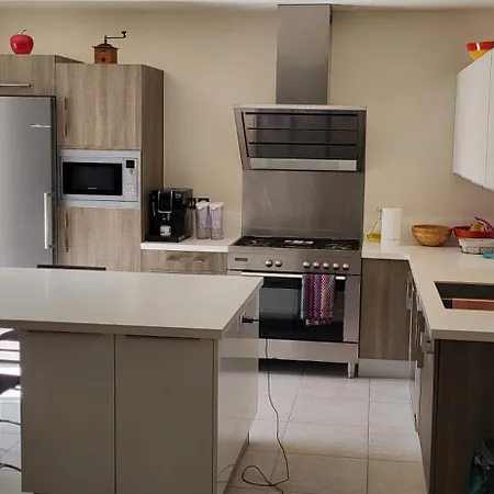 فيلة Villa3 Chambres, 4-6 Personnes 5 Minutes De La بورم لي ميموزا