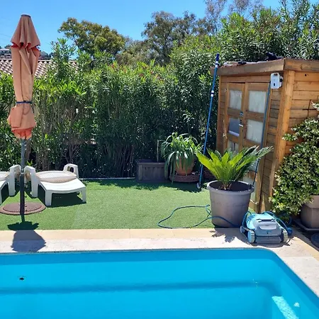 Villa3 Chambres, 4-6 Personnes 5 Minutes De La *